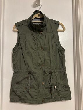 YMI Heather Green Cotton vest